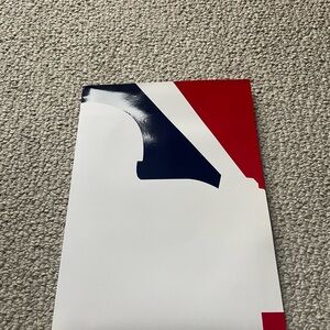 NWOT MLB folder and notepad